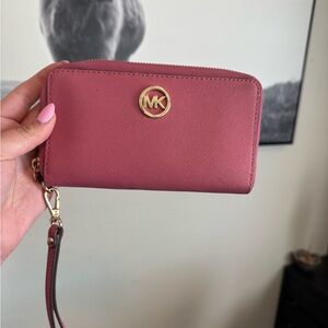 Michael kors wallet